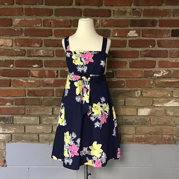 Lilly Pulitzer Avaline Convertible Dress - Size 8 - Picture 2 of 5
